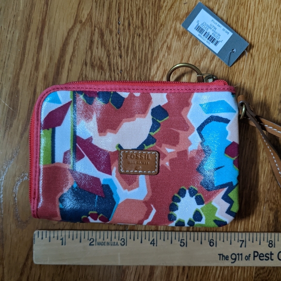 Fossil wristlet - Picture 6 of 7